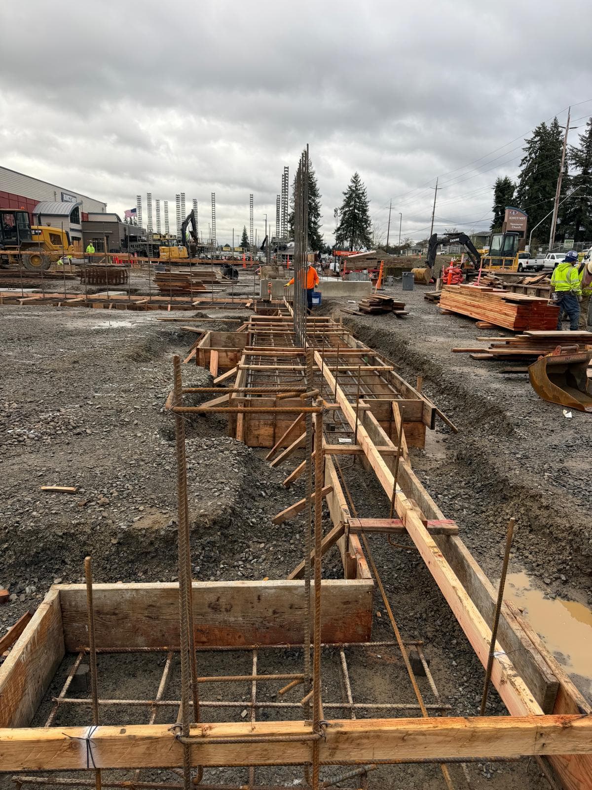Retaining Wall — Hermanos Rebar