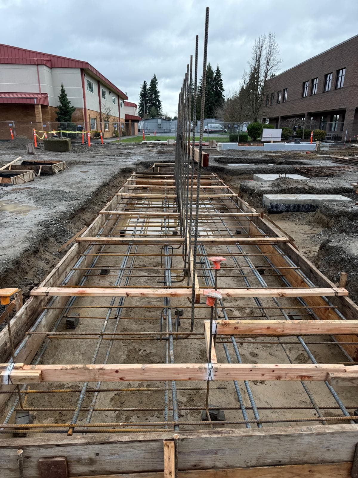 Grade Beam — Hermanos Rebar
