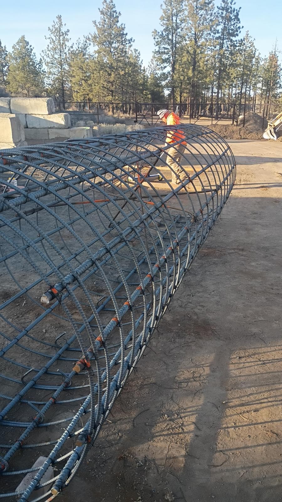 Commercial Structure — Hermanos Rebar